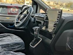 هیوندای ستاریا